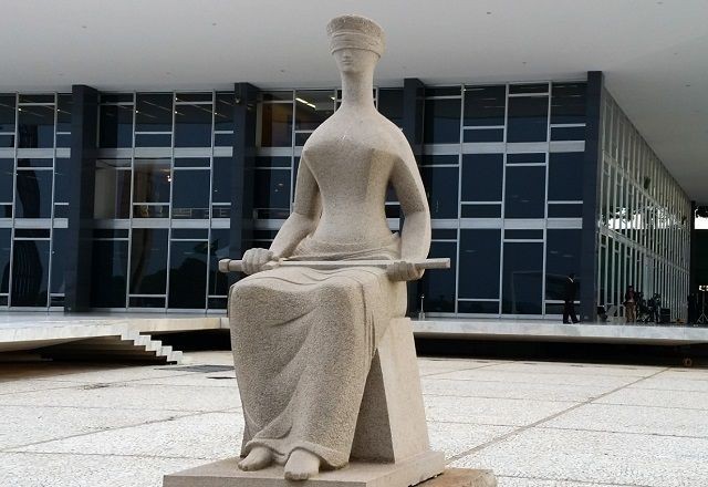 Imagem da noticia Estratégia dos denunciados pela PGR: inflar testemunhas, enfraquecer delação e achar lacunas