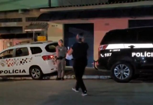 Imagem da noticia Taxista é encontrado morto em apartamento com pernas e braços amarrados em SP