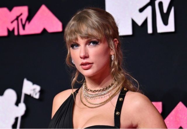 Imagem da noticia Taylor Swift é vítima de falsos nudes criados por Inteligência Artificial (I.A); entenda