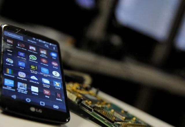 Imagem da noticia Anatel aprova edital do 5G e leilão será em 4 de novembro