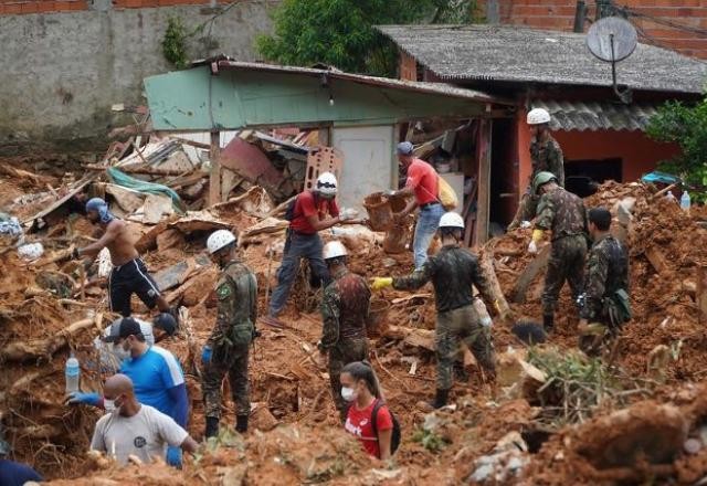 Imagem da noticia Governo de SP e prefeitura foram avisados de risco de chuvas dois dias antes