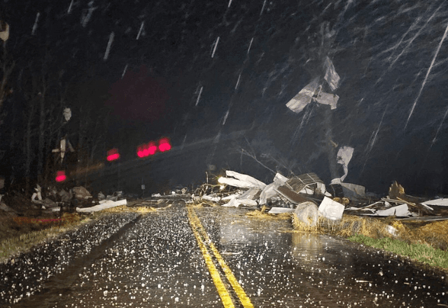 Imagem da noticia Tornados e tempestades deixam rastro de destruição e mortes nos EUA