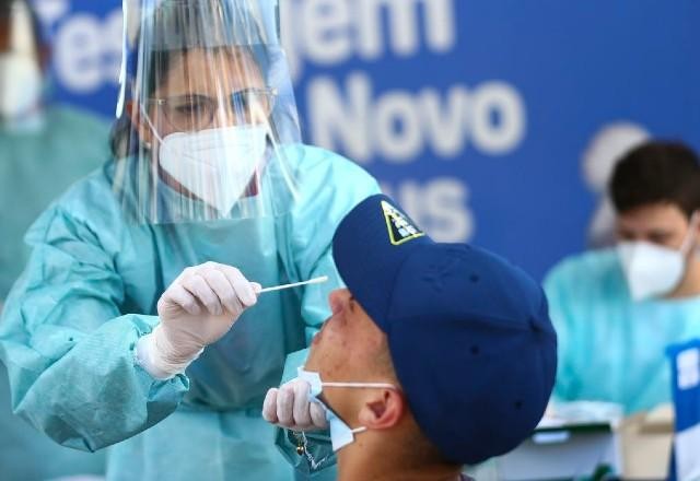 Atendimentos a pacientes com covid-19 cresceram mais de 30% após o carnaval