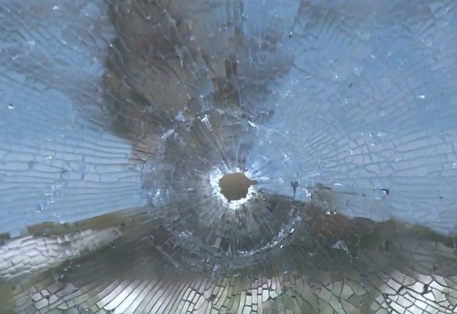 Imagem da noticia Passageiros de BRT são baleados em tiroteio entre criminosos no Rio
