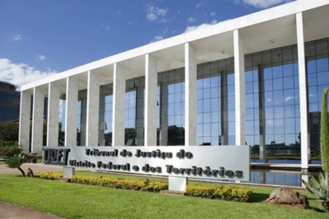 Imagem da noticia Julgamentos podem ser adiados em Brasília por falta de comida para jurados