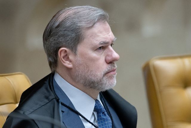 Imagem da noticia Toffoli escolheu peritos do caso Master sem consulta à PF