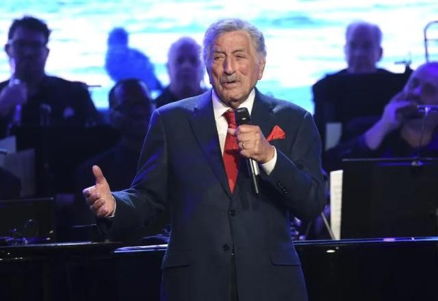 Imagem da noticia Morre Tony Bennett, lenda do jazz americano, aos 96 anos