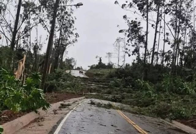 Imagem da noticia Após tornado, cidade de Santa Catarina decreta situação de emergência