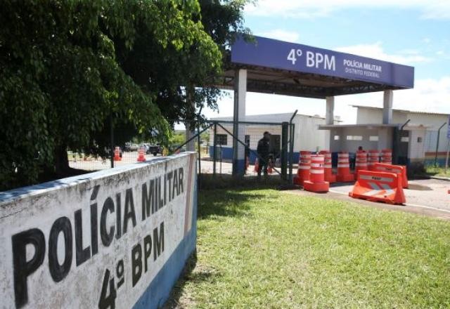 Imagem da noticia STF libera visitas de 38 senadores a Torres e veta Flávio Bolsonaro