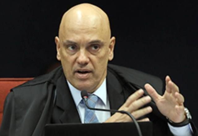 Imagem da noticia Moraes cita omissão dolosa e criminosa, em ordem de prisão de Torres