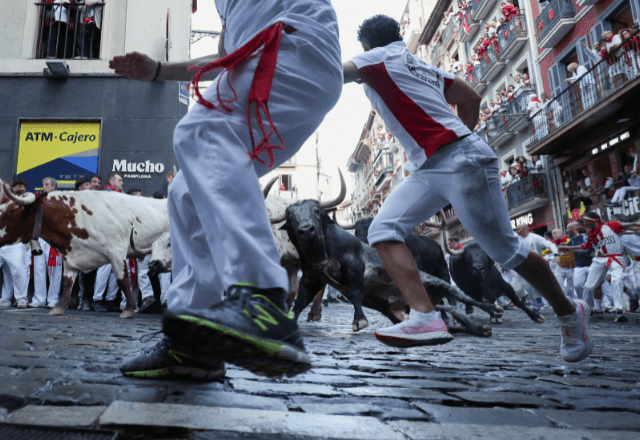 Imagem da noticia Homem é chifrado e pessoas ficam feridas em corrida tradicional na Espanha