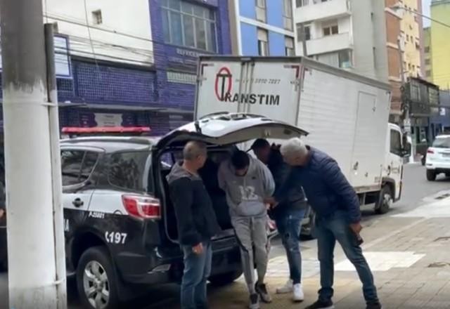 Imagem da noticia Polícia prende traficante responsável por abastecimento da Cracolândia em SP