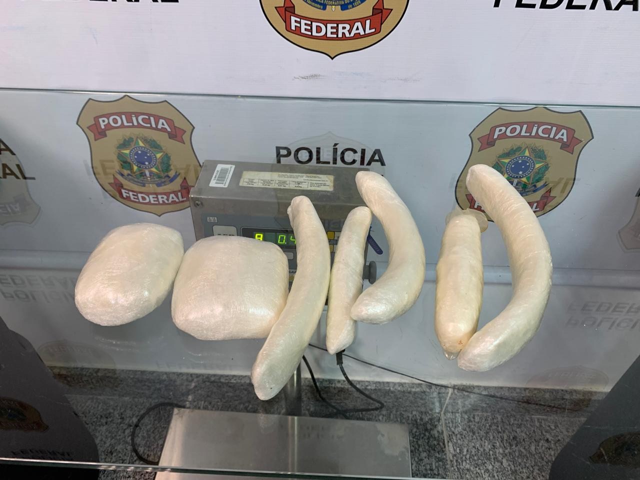 Imagem da noticia Mulher é presa no Galeão com 1,5 kg de cocaína escondida