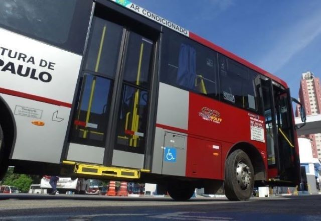 Imagem da noticia Justiça coloca no banco dos réus dez acusados de lavarem dinheiro do PCC em empresa de ônibus em SP