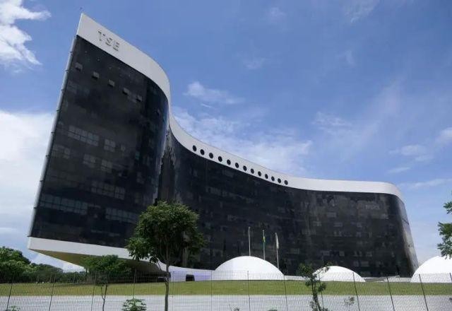 Imagem da noticia STF define lista tríplice com apenas mulheres para vaga no TSE