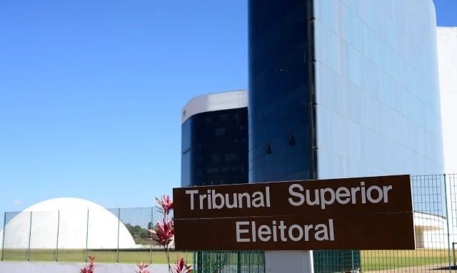 Imagem da noticia TSE recua e decide não enviar auditores para acompanhar as eleições na Venezuela