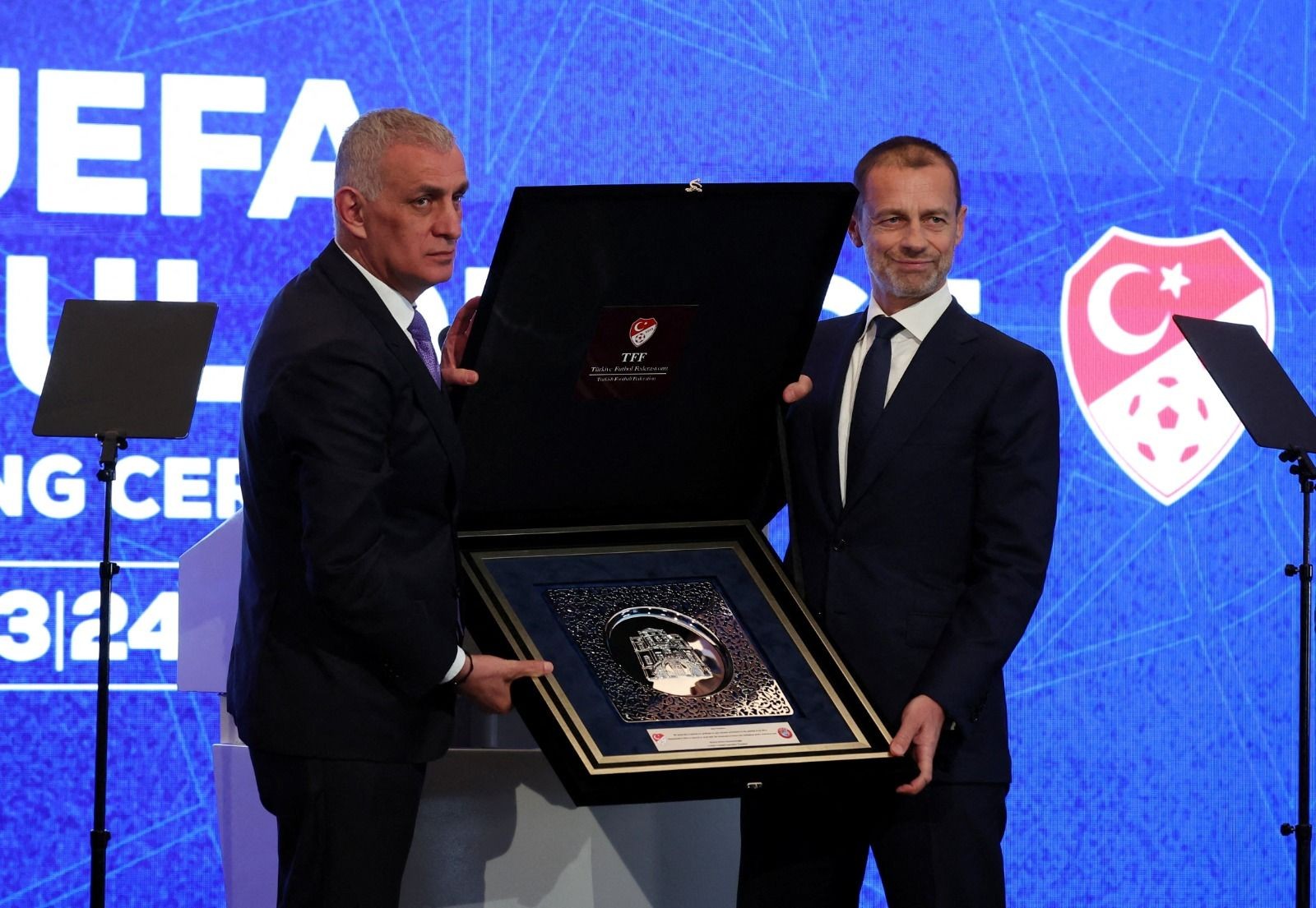 Imagem da noticia Federação Turca de Futebol pede à Fifa e à Uefa que proíbam Israel de participar de competições