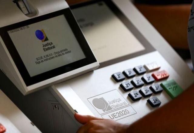 Imagem da noticia Dos 19 governadores que tentam reeleição, apenas 1 não lidera pesquisas
