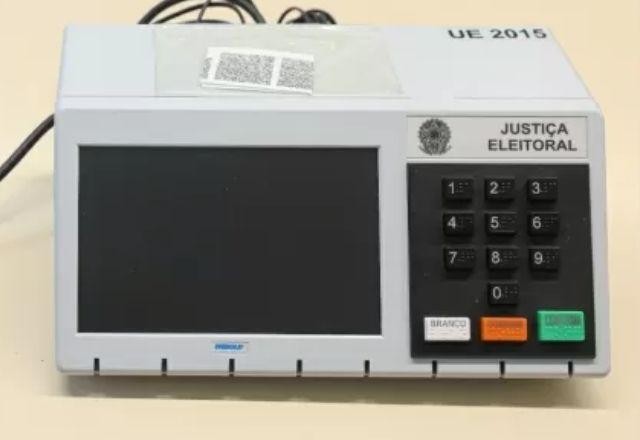 Imagem da noticia Urnas eletrônicas são distribuídas pelo país com ajuda das Forças Armadas
