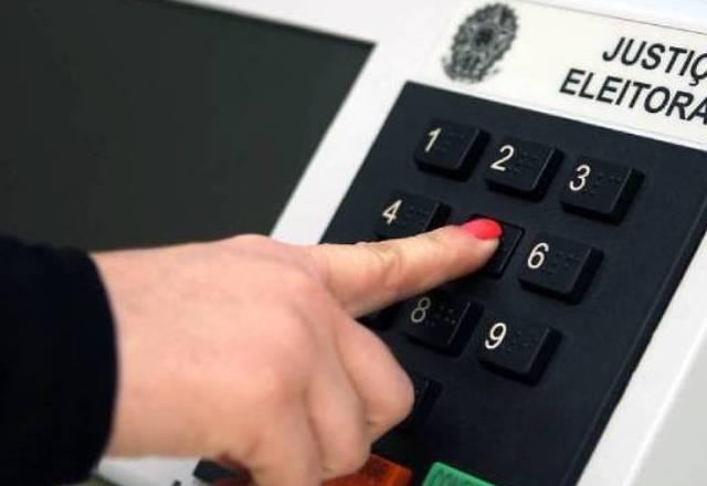 Imagem da noticia TSE substitui 476 urnas eletrônicas em 20  Estados