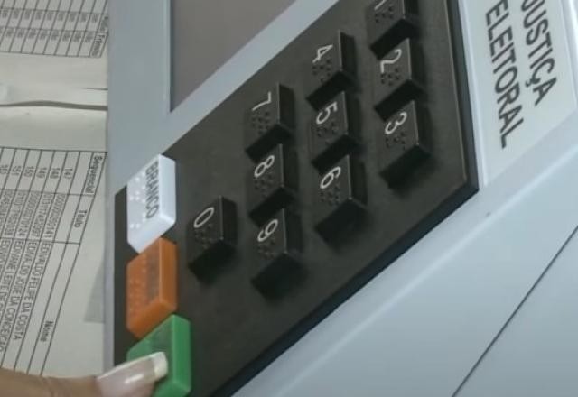 Imagem da noticia Em resposta a Bolsonaro, TSE nega vulnerabilidades nas urnas eletrônicas