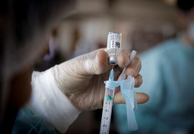 Imagem da noticia Queiroga confirma mais um novo lote de 1 milhão de doses da Janssen