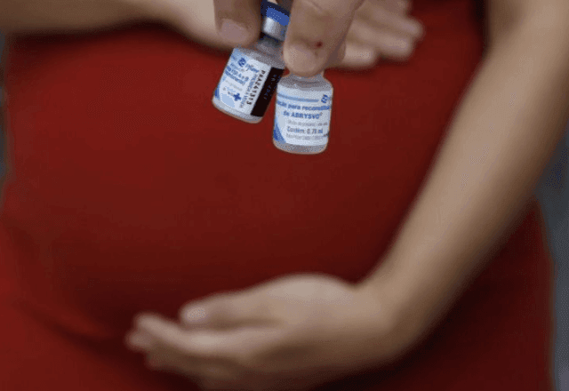 Imagem da noticia SUS começa a oferecer proteção contra bronquiolite para bebês prematuros e crianças com comorbidades