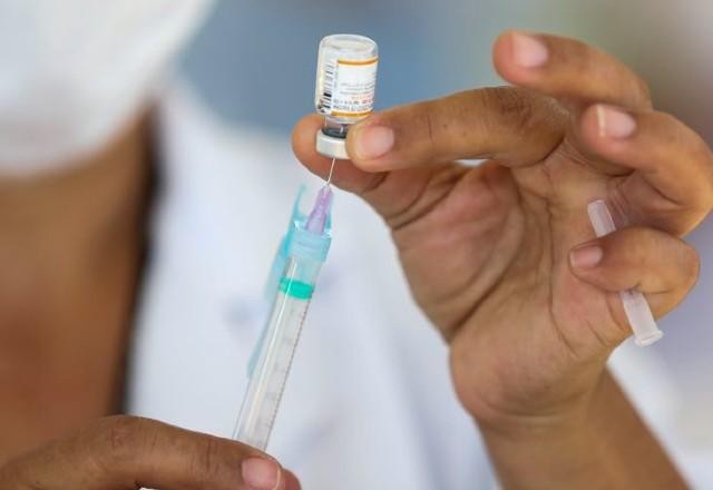 Imagem da noticia Risco de morte por covid reduz até 16 vezes com 4ª dose da vacina