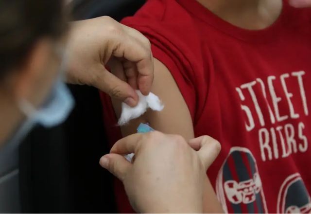 Imagem da noticia SP vai fazer nova campanha de vacinação nas escolas públicas