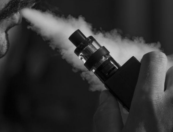 Imagem da noticia Veja como está a discussão sobre a liberação do cigarro eletrônico no Brasil