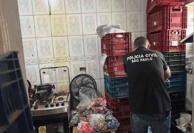 Imagem da noticia Polícia descobre depósito de produtos pirateados no Brás e apreende 4 milhões de produtos