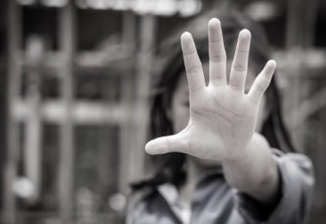 Imagem da noticia Denúncias de violência contra crianças e adolescentes crescem 56% em 2022