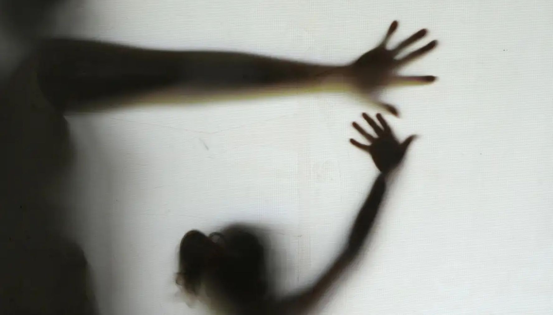 Imagem da noticia Polícia investiga estupro coletivo de menina de 13 anos em Praia Grande