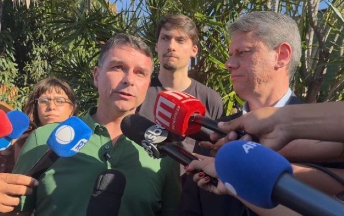 Imagem da noticia Após visita a Bolsonaro, Tarcísio confirma que vai se candidatar à reeleição em SP, em 2026