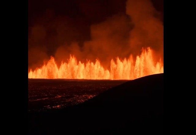 Imagem da noticia Imagens impressionantes: vulcão entra em erupção pela 6ª vez em um ano na Islândia