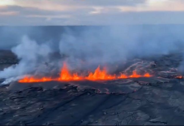 Imagem da noticia Vulcão Kilauea entra em erupção em área remota pela primeira vez em 50 anos