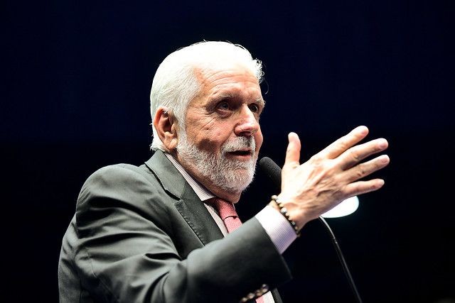 Imagem da noticia Bets: "Não vamos esperar CPI para tomar atitudes", diz senador Jaques Wagner