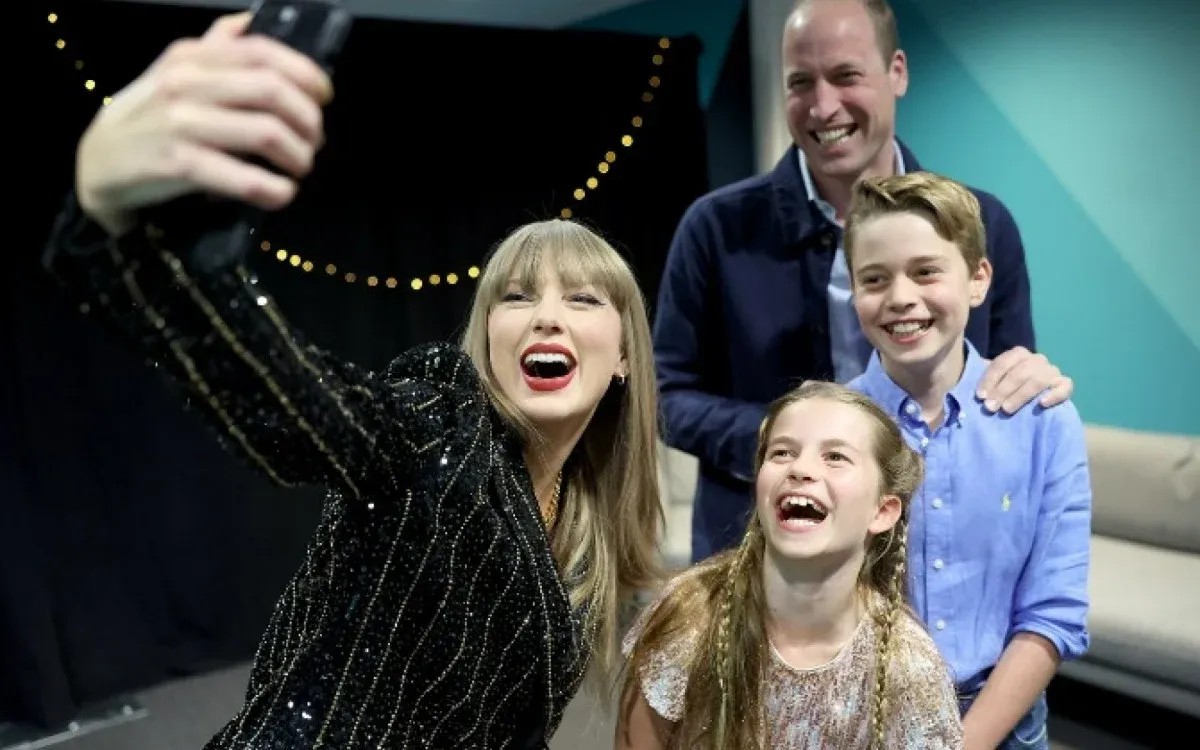 Imagem da noticia Sem Kate Middleton, Príncipe William comemora aniversário com os filhos em show de Taylor Swift