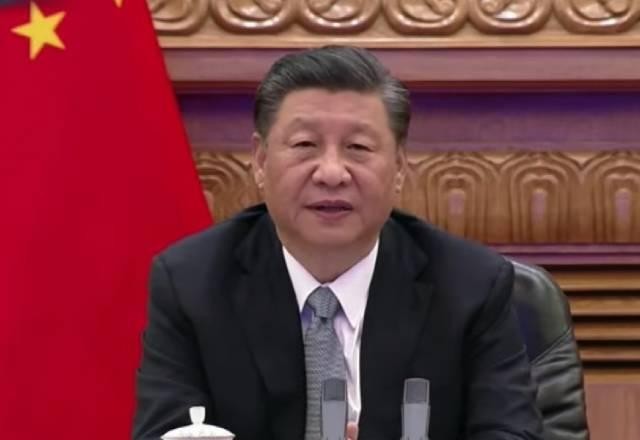 Imagem da noticia China diz que vai transformar tarifaço de Trump em "oportunidade"