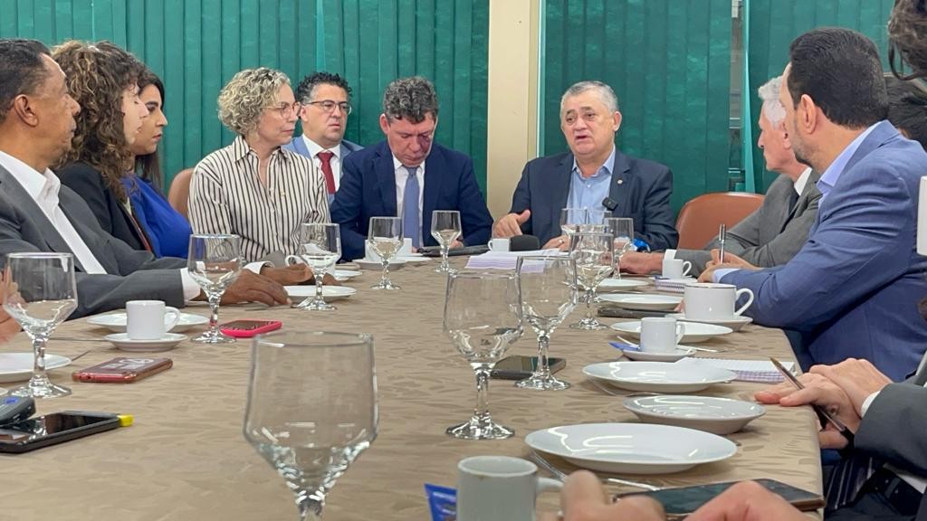 Imagem da noticia José Guimarães diz que governo não tem o que reclamar da relação com a Câmara