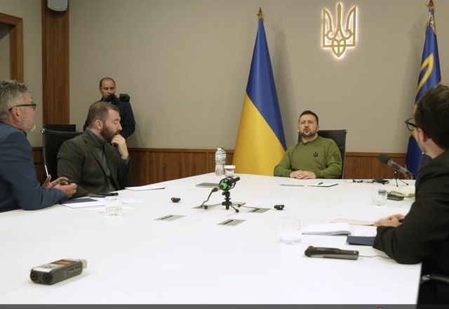 Imagem da noticia Zelensky afirma esperar convite para vir ao Brasil