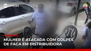 Mulher trans é esfaqueada por homem em distribuidora de bebidas | #SBTNotícias Mulher trans é esfaqueada por homem em distribuidora de bebidas | #SBTNotícias