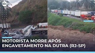Motorista morre em engavetamento durante perseguição policial na Dutra | #SBTBrasil Motorista morre em engavetamento durante perseguição policial na Dutra | #SBTBrasil