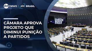 Câmara aprova projeto altera regras eleitorais; texto relaxa punição a partidos Câmara aprova projeto altera regras eleitorais; texto relaxa punição a partidos