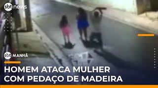 Mulher é atacada com pedaço de madeira enquanto caminhava com criança em SP | #SBTManha Mulher é atacada com pedaço de madeira enquanto caminhava com criança em SP | #SBTManha