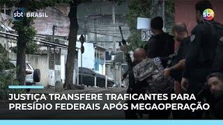 Traficantes são transferidos para presídios federais após megaoperação no Rio Traficantes são transferidos para presídios federais após megaoperação no Rio