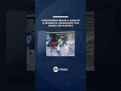 Flagra: funcionária reage a assalto e afugenta criminosos com banco de plástico | #SBTNoticias Flagra: funcionária reage a assalto e afugenta criminosos com banco de plástico | #SBTNoticias