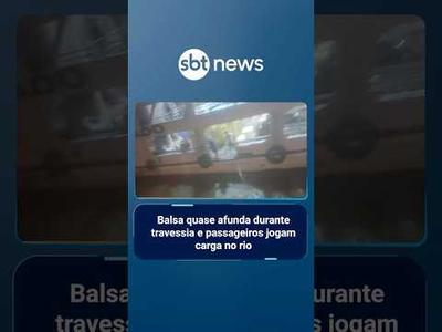 Balsa quase afunda durante travessia no Pará e passageiros jogam carga no rio | #SBTManha Balsa quase afunda durante travessia no Pará e passageiros jogam carga no rio | #SBTManha
