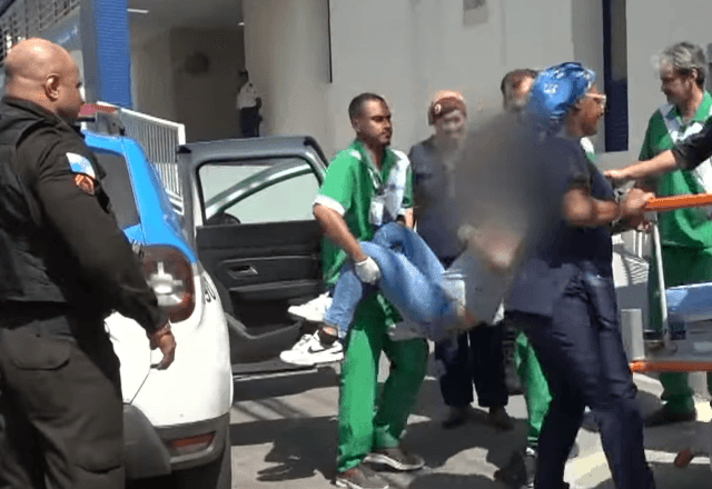 Imagem da noticia "Papai, tomei um tiro", disse adolescente baleada após carro entrar por engano em favela do RJ