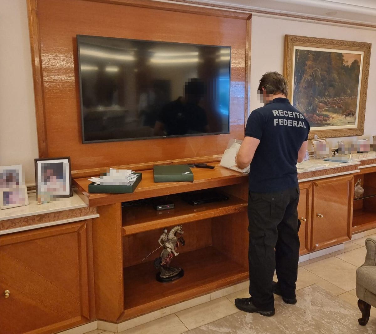 Imagem da noticia Operação mira grupo do setor de ar-condicionado por fraudar R$ 268 milhões em impostos